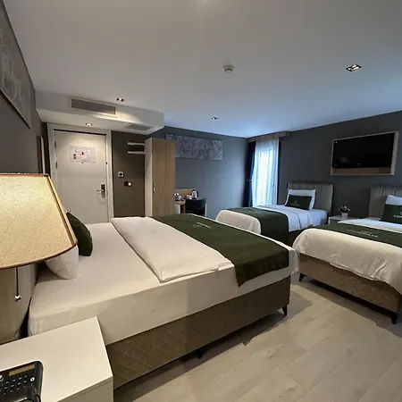 Hotel Gardenmode Airport