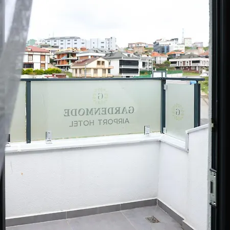 Hotel Gardenmode Airport 3*