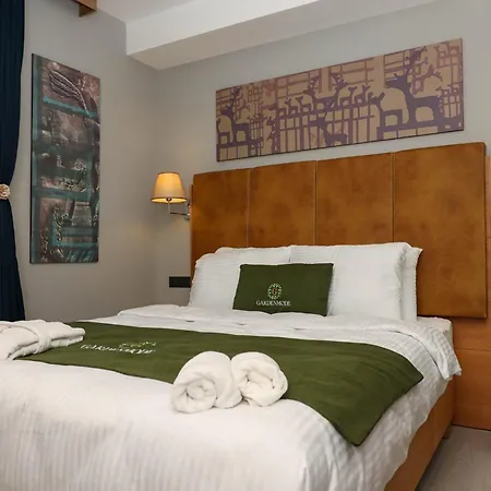 Gardenmode Airport Hotel 3*