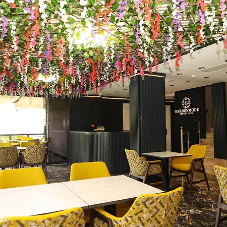 Gardenmode Airport Hotel 3*