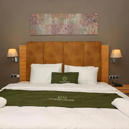 Hotel Gardenmode Airport 3*